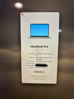 Apple MacBook Pro 16 in Space Gray Intel i7 16 GB RAM 512 GB storage