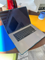 16" MacBook Pro w/touchbar 2TB SSD
