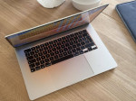 MacBook Air M2 2023