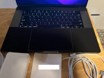 MacBook Pro 2021 w/ Skin - 16"