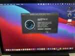 MacBook Pro-Retina Display 13" Late 2013 256GB 8GB 2.4GHZ i5 | Very G