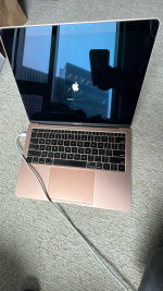 FOR SALE: MacBook Air (Retina, 13-inch, 2019)