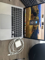 MacBook Air M1 1TB 16GB