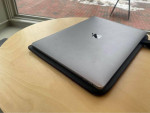 Got a new laptop, so I'm selling my refurbished 15" MacBook Pro (2018)