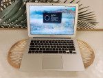2014 MacBook Air, i7, 256hd. 8gb Ram.