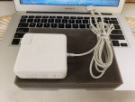 2014 MacBook Air, i7, 256hd. 8gb Ram.