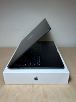 13.6” M2 Macbook Air #543