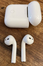Genuine Apple Airpods (Gen 1)