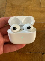 Apple AirPods 3rd Generation
