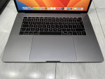 2019-2020 Apple MacBook Pro 15" 4.5ghz Intel i7 16gb AMD Radeon Pro