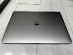 2019-2020 Apple MacBook Pro 15" 4.5ghz Intel i7 16gb AMD Radeon Pro