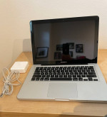 Apple MacBook Pro Laptop