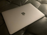 MacBook Pro 13” Space Gray (Late 2020, 512GB SSD storage, 16GB memory, 8 core)