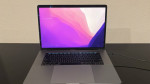 2017 - 15.4 inch Apple MacBook Pro with TouchBar (1TB Storage)