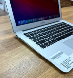 13” MacBook Air**128GB SSD**4GB RAM**1.3Ghz Intel Core i5