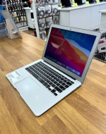 13” MacBook Air**128GB SSD**4GB RAM**1.3Ghz Intel Core i5