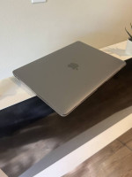Excellent condition MacBook Air 2020 M1 with 256Gb and 8GB RAM