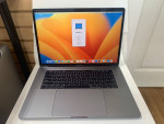 Macbook Pro 15 inch 2017 Touch Bar core i7 16GB RAM 512GB SSD