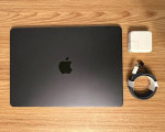 2022 MacBook Air M2, 13.6" Screen