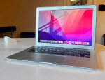 MacBook Air 13" 2017 - 2.2GHz i7, 8GB RAM, 512GB SSD