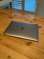 2018 15” 6core MacBook Pro ,TRADES!
