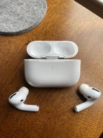 AirPod Pro (1st gen)