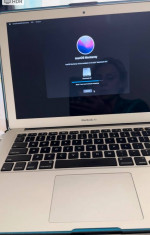 MacBookAir 8g, i5, 13,3 inch