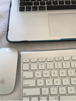 MacBookAir 8g, i5, 13,3 inch