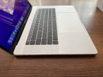 MacBook Pro 2017 Touchbar 15" Retina 3.1 i7 16GB 2TB SSD