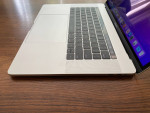 MacBook Pro 2017 Touchbar 15" Retina 3.1 i7 16GB 2TB SSD