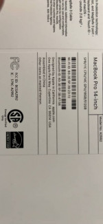 Macbook pro 14 inch M3 pro 18gb/512gb