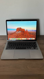 13” Apple Macbook Air