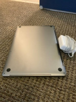 MacBook Pro 16 inch 2019 With Touch Bar 2.6GHZ  core i7 16 gb 512GB