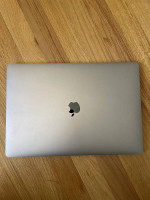 2019 MacBook Pro 16 inch i9 32 GB RAM 1 TB Storage UHD Graphics