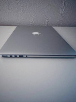 ****MacBook Pro mid 2015 15.4 inch ,2.5ghz i7 ,500hd !!******