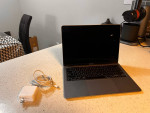 Macbook 2021 M1