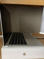 MacBook Air 13.3" Laptop - Apple M1 chip - 8GB Memory - 256GB SSD