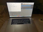 MacBook Pro 16g ram + Apollo twin and many plugins
