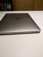 MacBook Pro 2017 13 inch