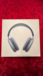 AirPods Max with Smart Case (STEAL OF A DEAL)