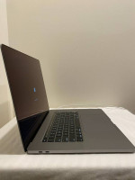 MacBook Pro 16-inch, 2019 i7, 32GB RAM, 512GB SSD BOX INCLUDED