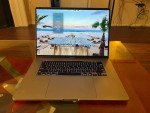 MacBook Pro 16" 2.3 GHz 8-Core Intel Core i9