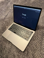 MacBook Pro 13-inch Space Grey w/ Touch Bar 2018