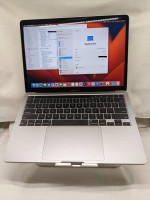 Macbook pro 13 inch M1 2020