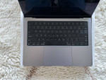 14" MacBook Pro M1 32GB Ram 16-Core 1TB