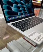 MacBook Pro 13 inch Touchbar**1.4Ghz intel Quad Core i5**500GB SSD**16GB RAM