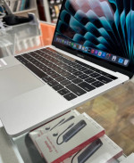 MacBook Pro 13 inch Touchbar**1.4Ghz intel Quad Core i5**500GB SSD**16GB RAM