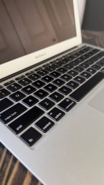 MacBook Air Loptop 11-inch