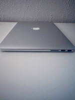 ***Apple MacBook Pro 2015 15 inch 2.5ghz i7 500hd !!*Excellent !! ***