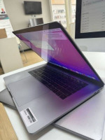 15" MacBook Pro Touch (2016)